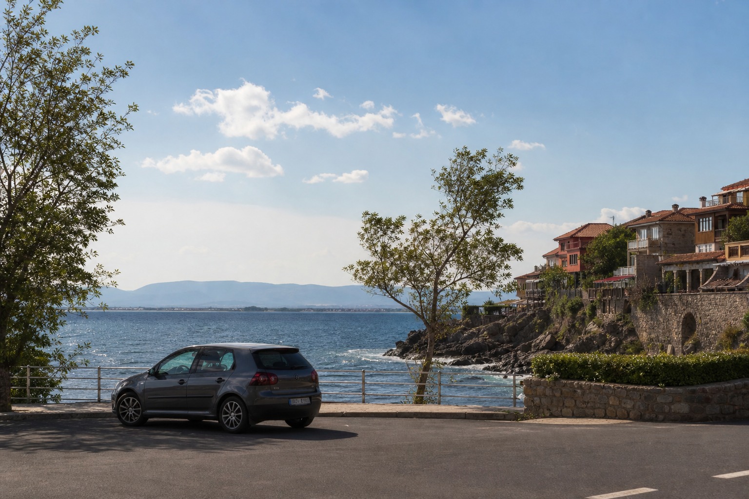 pronájem auta v Pomorie pro hotel, pláž a pobřežní trasy